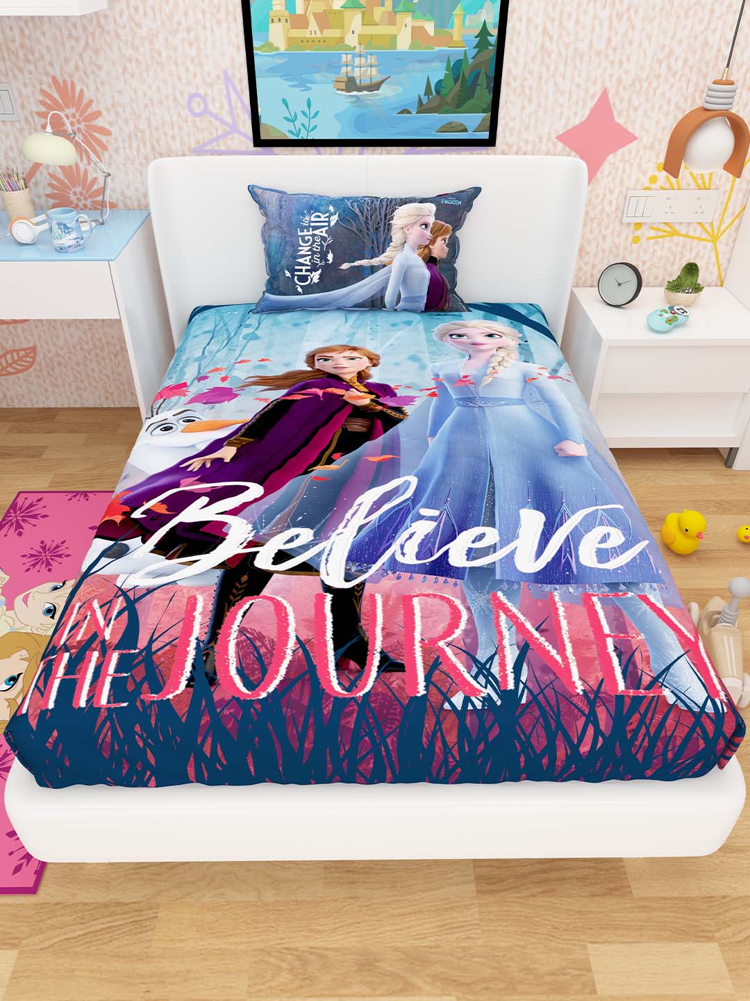 Disney Frozen Anna and Elsa Cotton Single Bed Sheet for Kids - Multicoloured (147 x 223 cm)