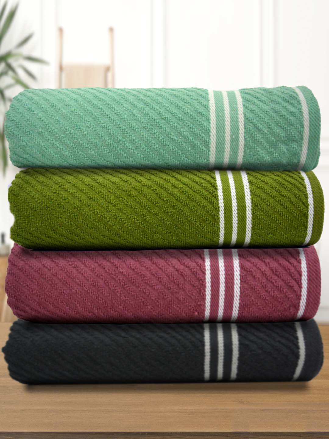 Athom Living Diagonal Stripe Terry Towel Pack of 4, soft absorbent cotton towels designed for daily use, durable, stylish and perfect for bathroom essentials.