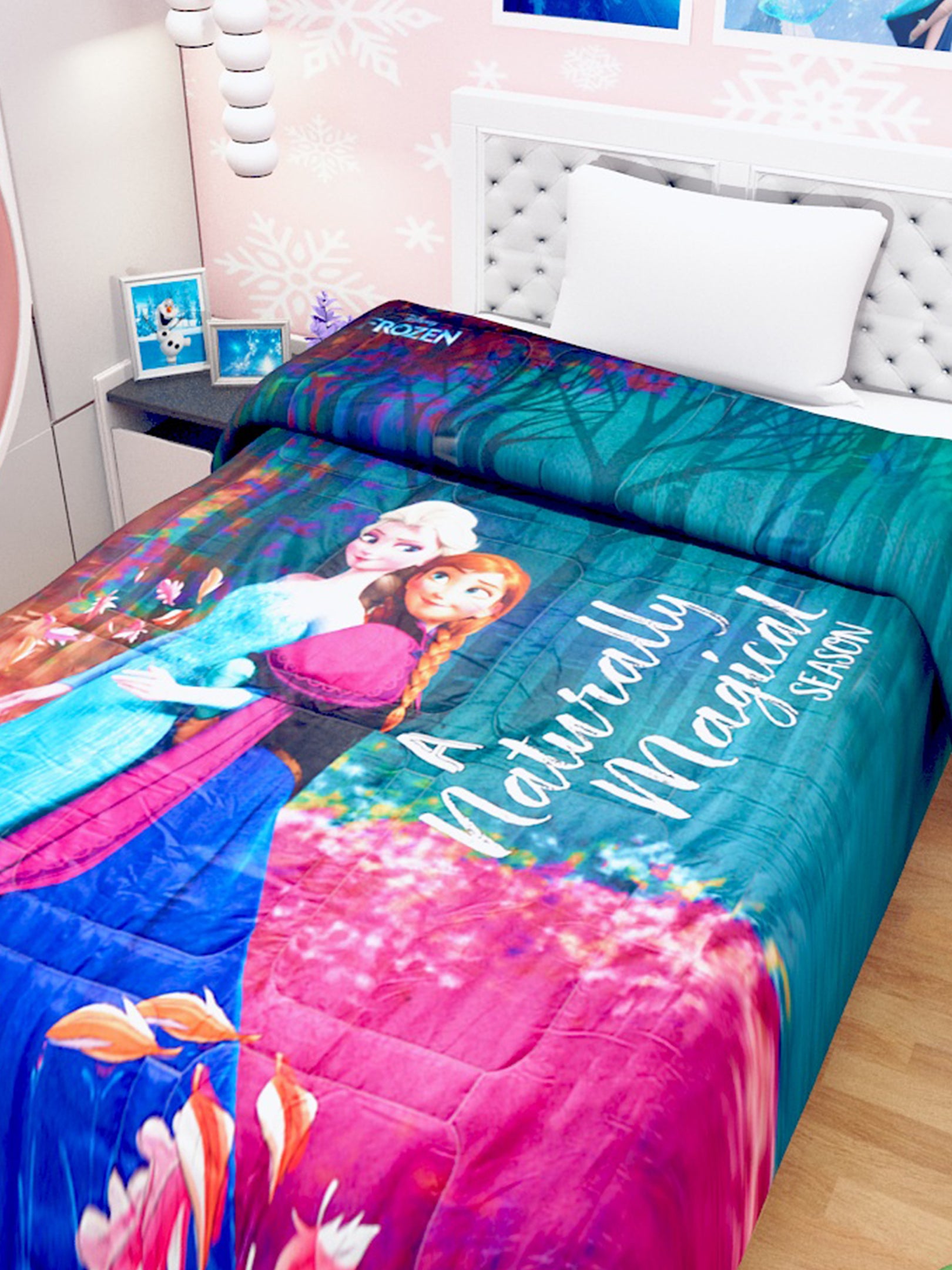 Athom Living Disney Frozen Kids Comforter – Single Bed – Magical Season pattern, breathable, soft, and made for kids’ cozy nights and happy mornings.