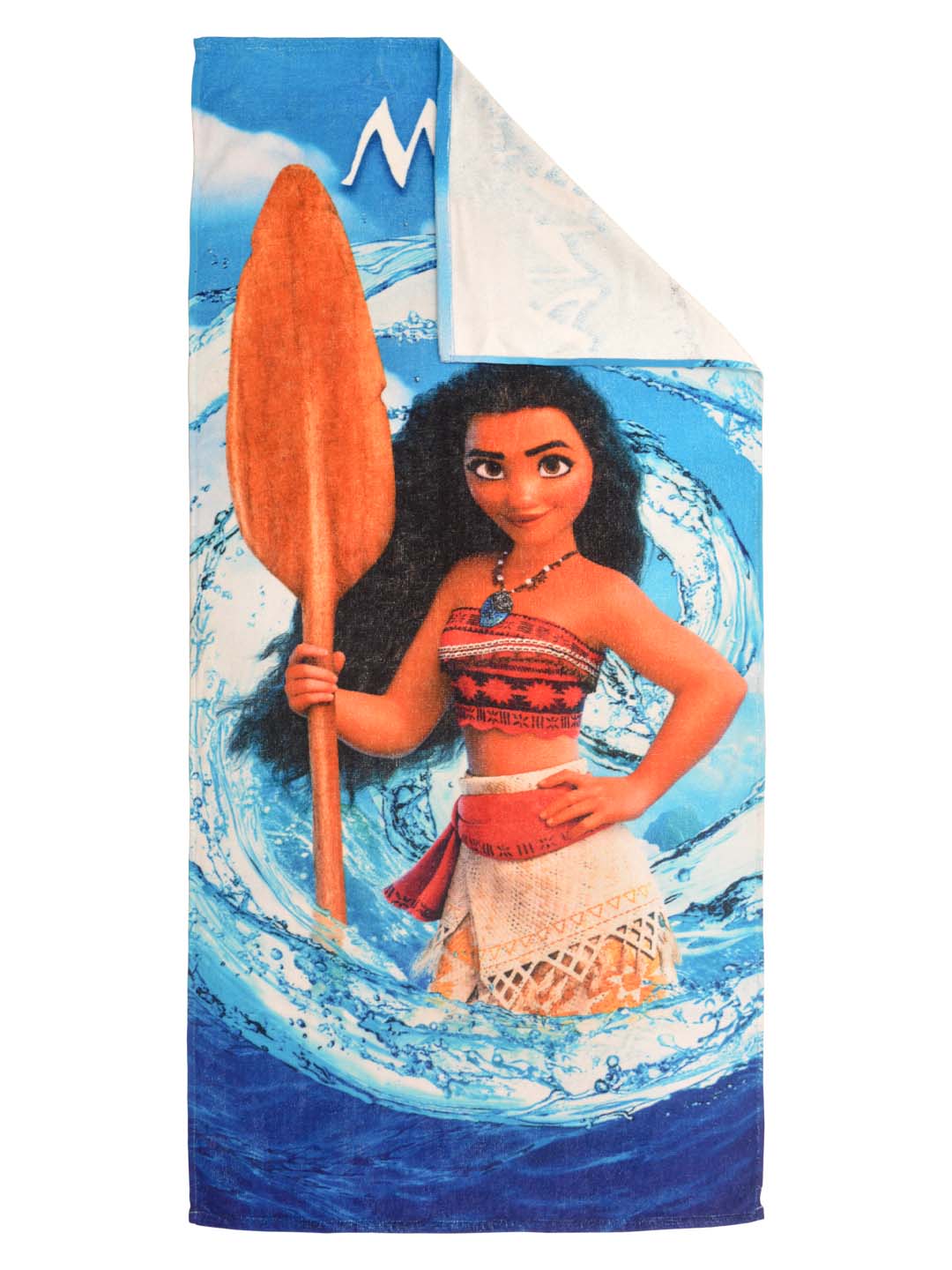Athom Living Disney Moana kids bath towel is gentle on skin, highly absorbent, and perfect for daily bath routines or beach fun, adding a touch of playful adventure to every wash.