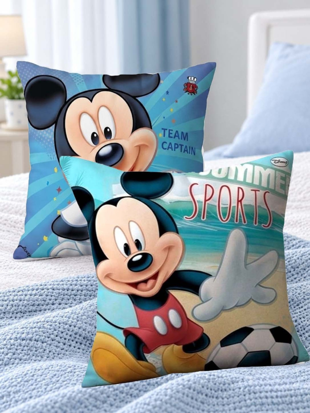 Fun printed cushion duo