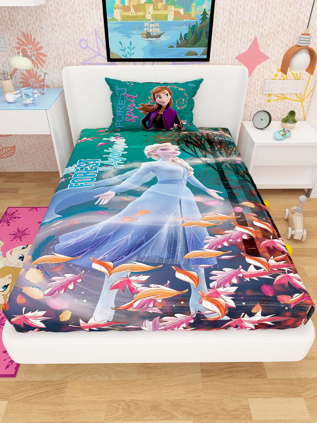 Disney Frozen themed kids single bedsheet with 1 pillow cover by Athom Living, soft cotton material perfect for kids’ bedrooms, comfortable sleep, vibrant colors, and durable design.