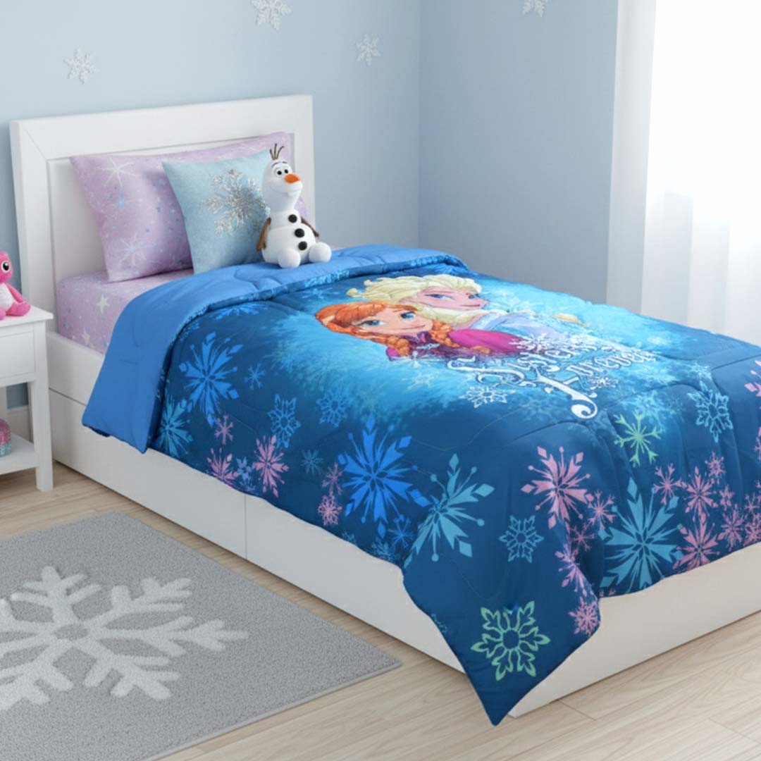 Character theme comforter