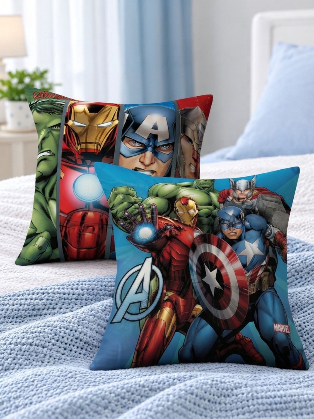 Polyester filled cushion pair