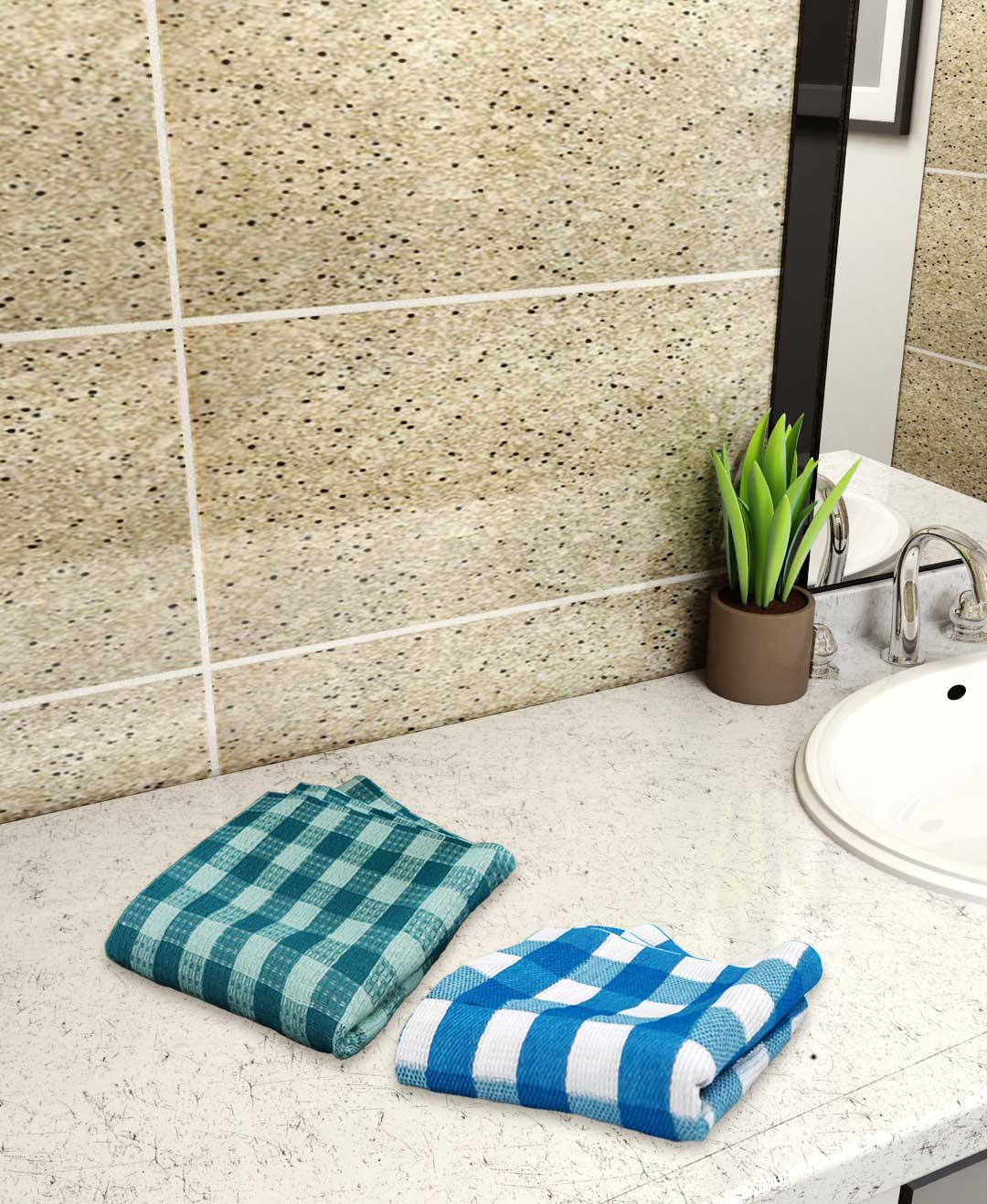 Premium cotton bath towels in blue and green set