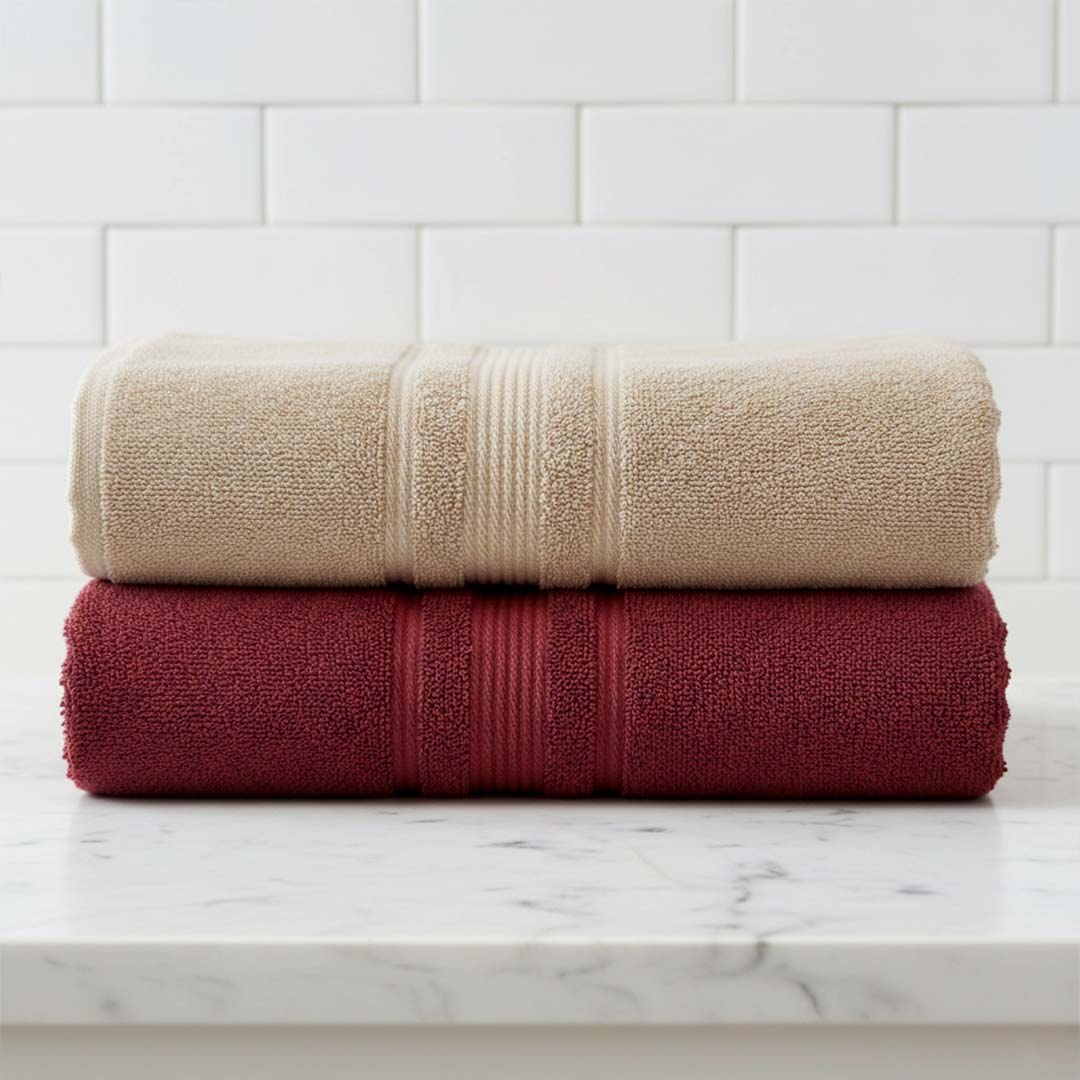 Set of two bath towels