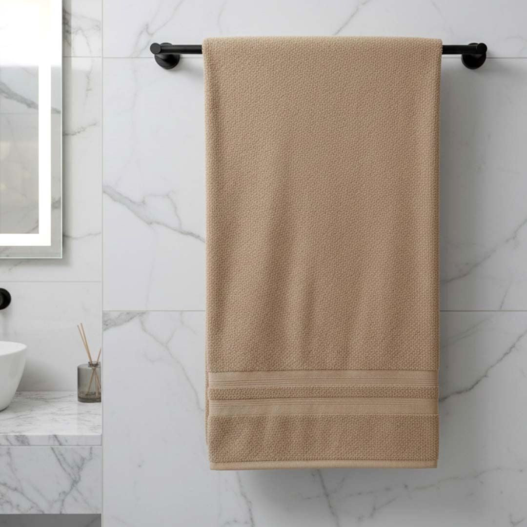 Luxury textured bath towel