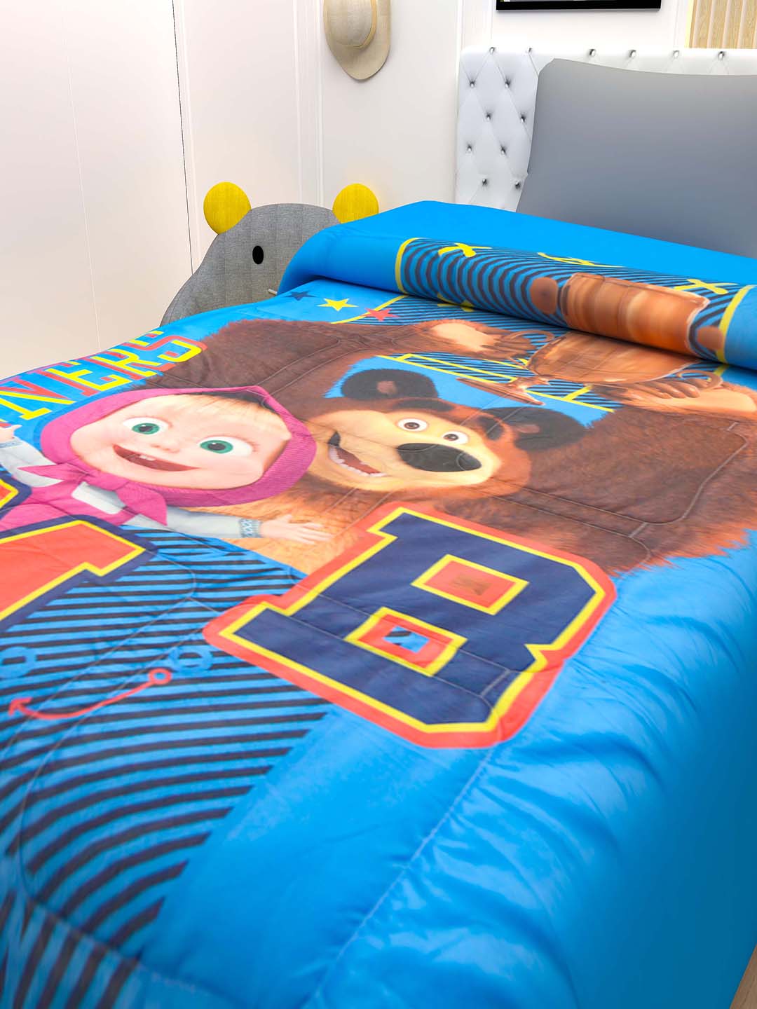 Single-size kids comforter with Masha & The Bear print – stylish bedding to brighten kids’ bedrooms – Athom Living