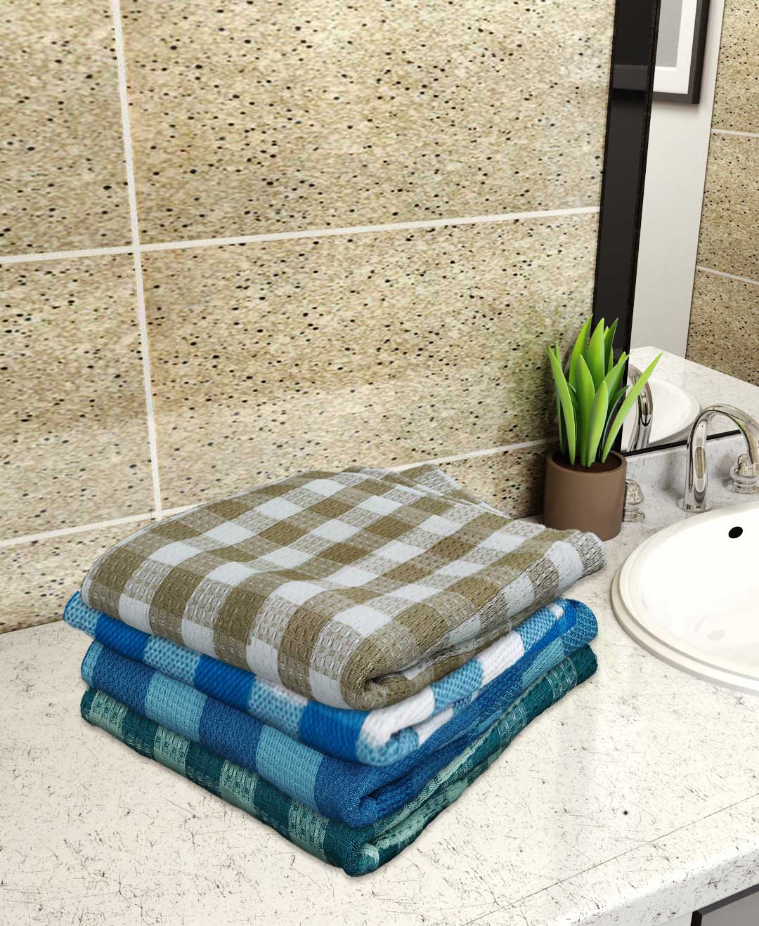 Soft absorbent cotton bath towels pack of four set