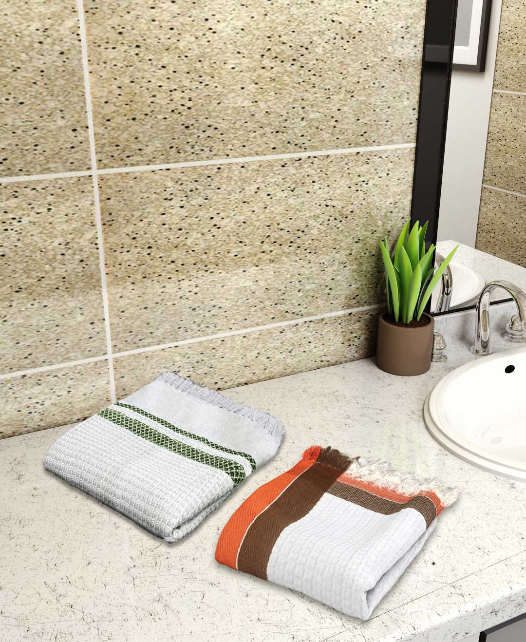 Soft lightweight cotton bath towels in white color set