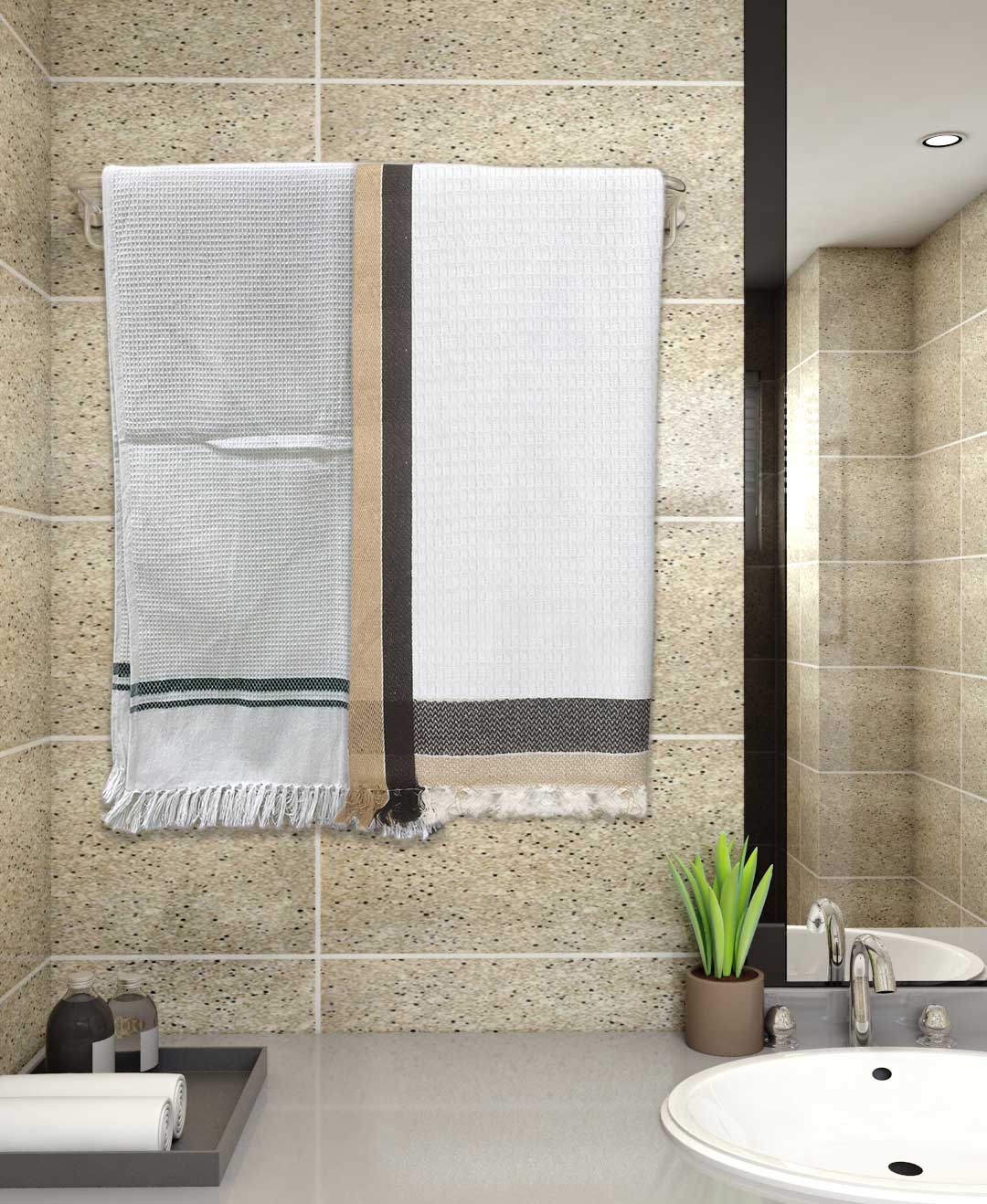 Soft white cotton bath towel pack of 2