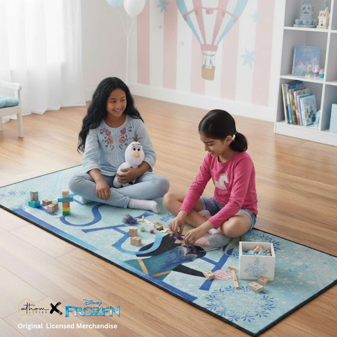 Transform your child’s room into a Frozen wonderland with the Disney Frozen Elsa Blue runner carpet by Athom Living. This 60x140 cm runner carpet adds softness and charm to every step.