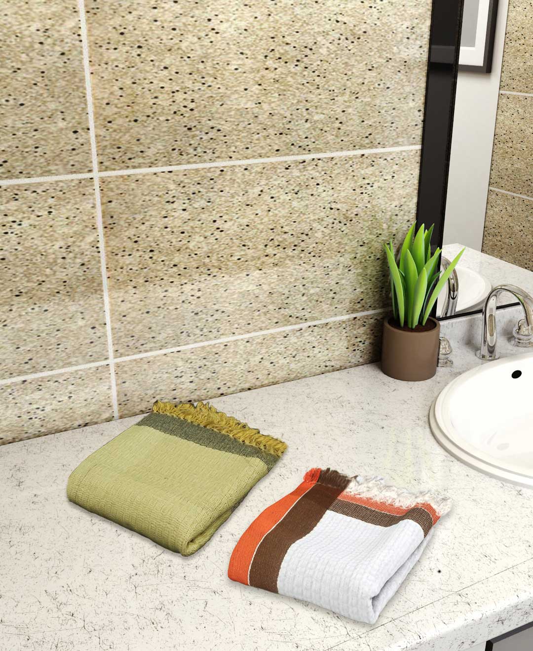 Yellow and white cotton bath towels pack 