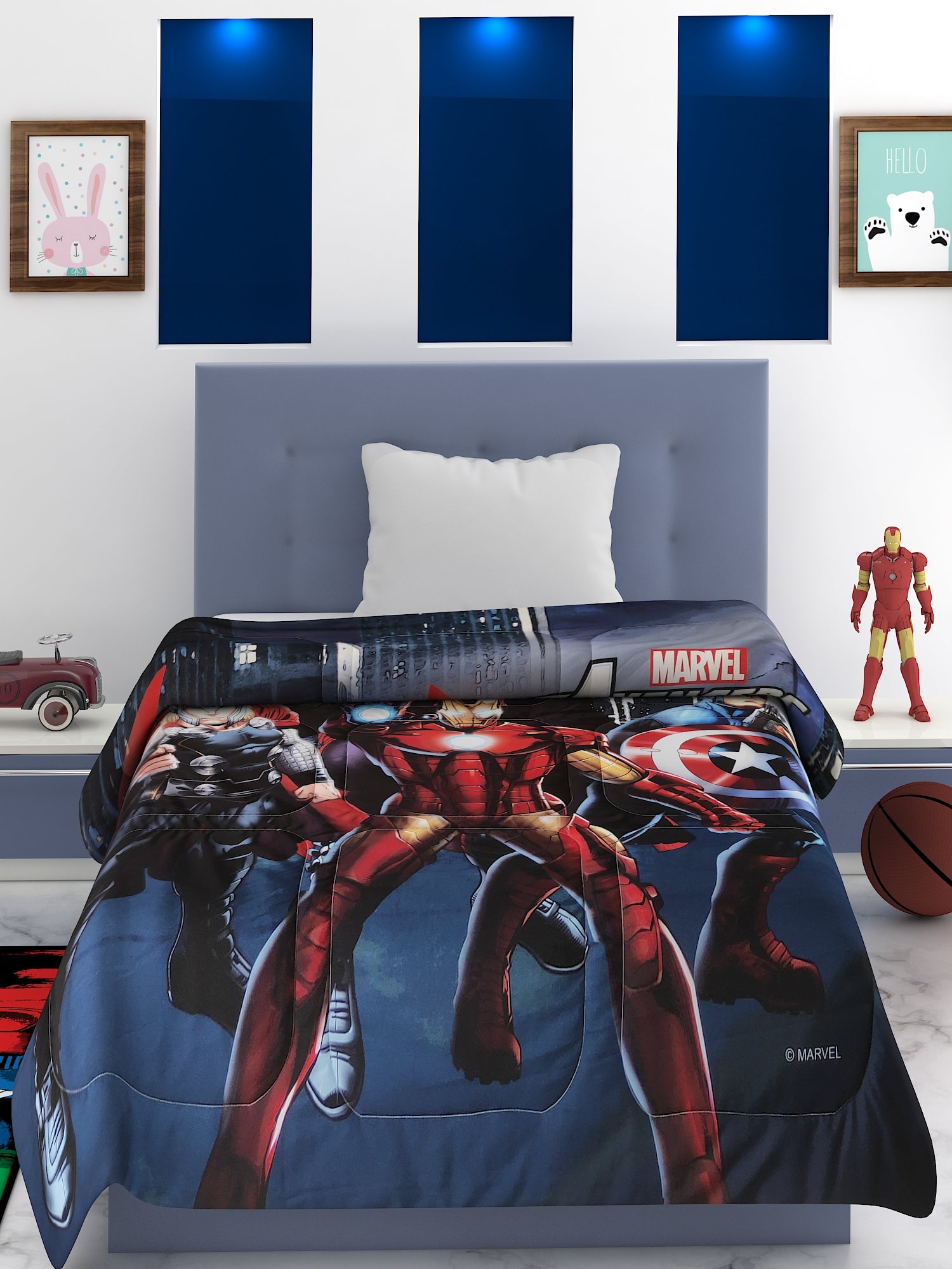 Athom Living Marvel Avengers kids comforter – single size 135x220 cm, poly-fill 360 GSM, soft and warm bedding with vibrant digital print design.