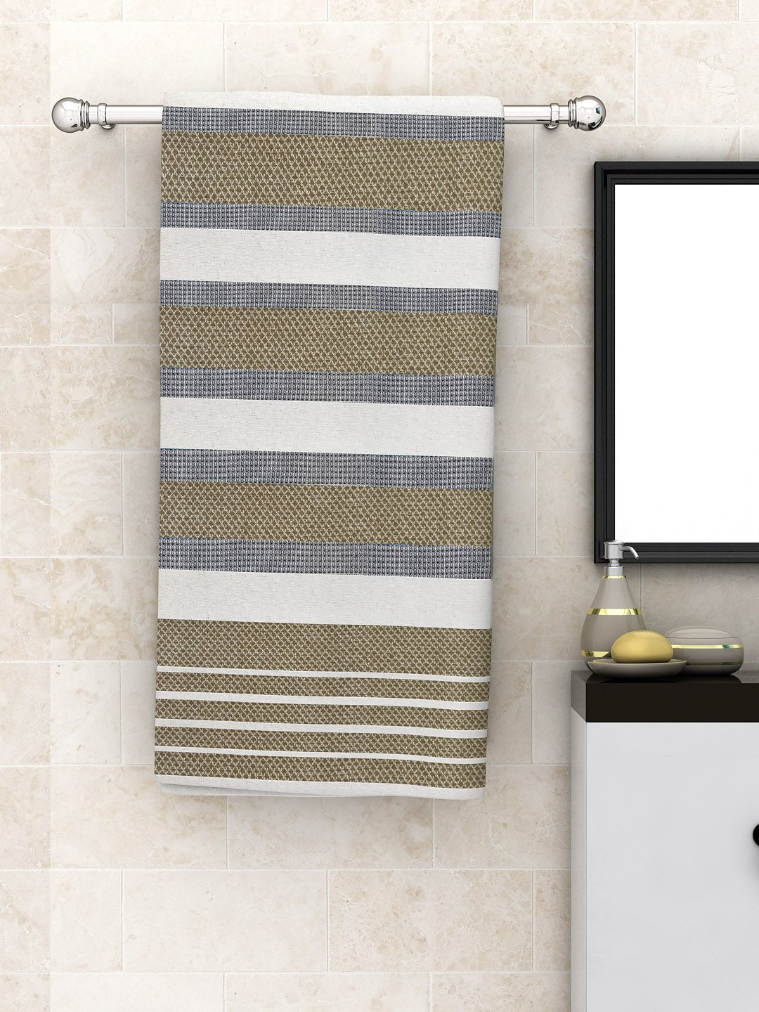 Diamond Gray and White Light Weight Woven Cotton Bath Towel by Athom Living - Athom Living